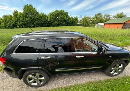 Jeep Grand Cherokee cena 79999 przebieg: 143000, rok produkcji 2012 z Moryń małe 407